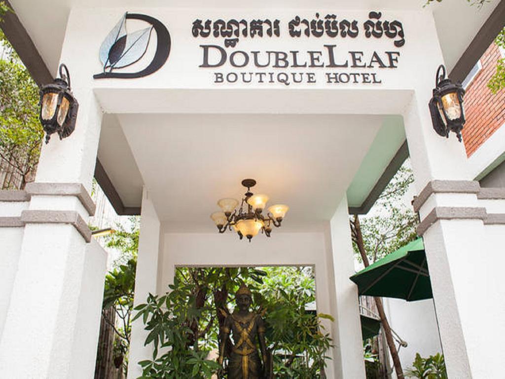 Double Leaf Boutique Hotel Phnom Penh Exterior photo